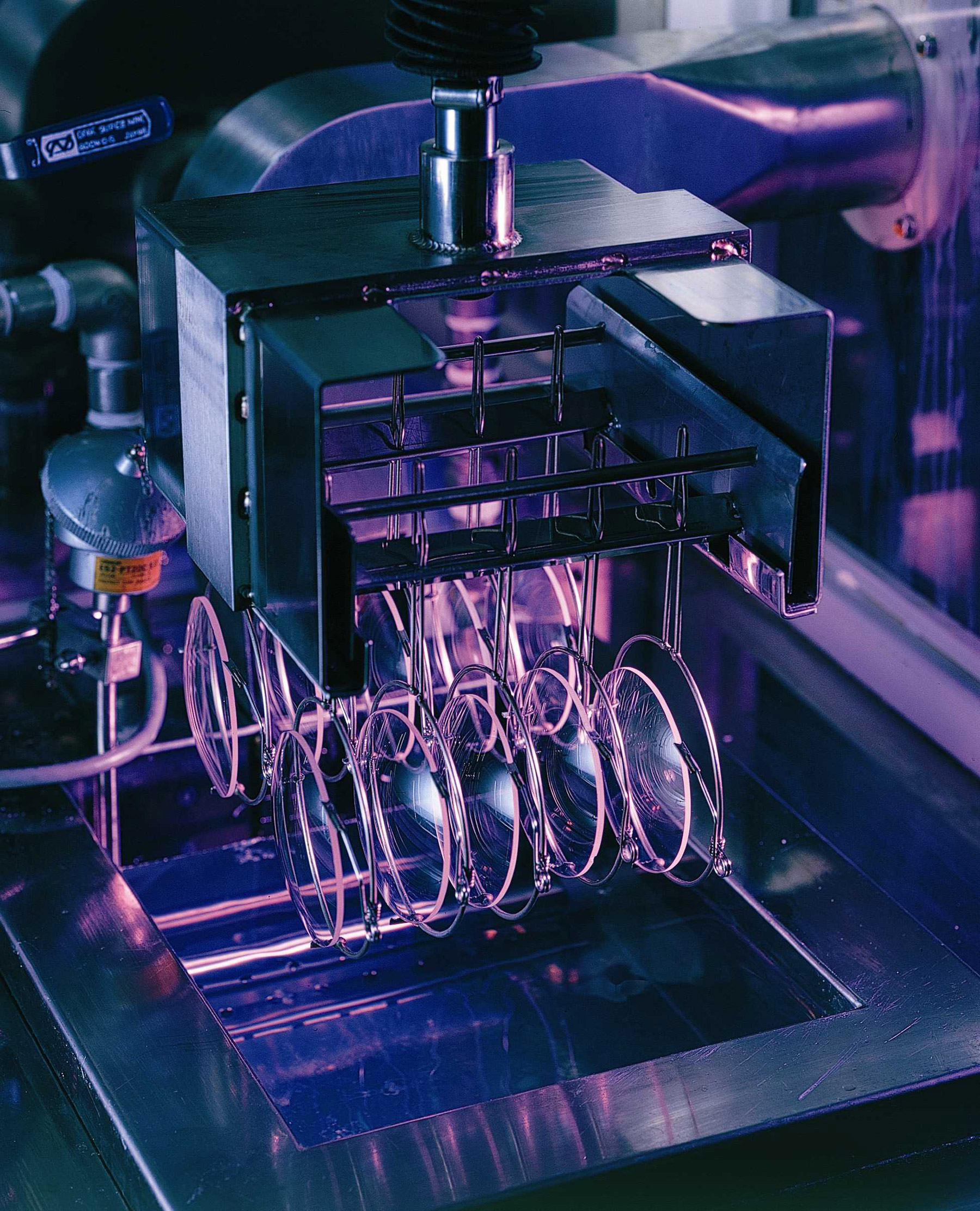 Making the Mold and Breaking the Mold - The Rise and Fall and Rise of SOLA OPTICAL